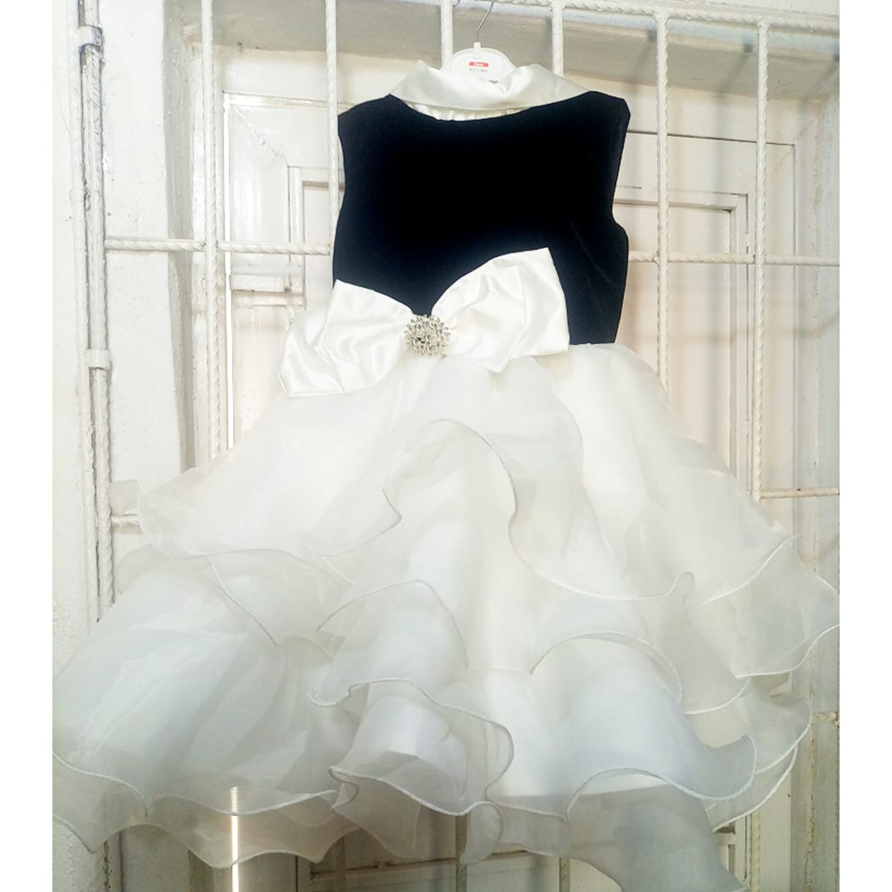 002 GIRLS BALL GOWN (AGES 8-10)